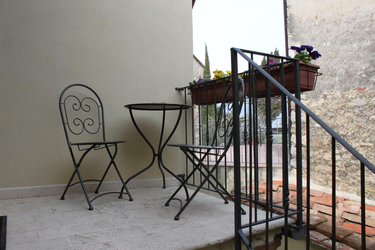 Porta Di Sopra Apartment